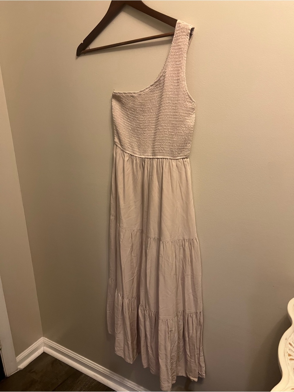 #240 Women’s One-Shoulder Cream Maxi Dress with Smocked Bodice